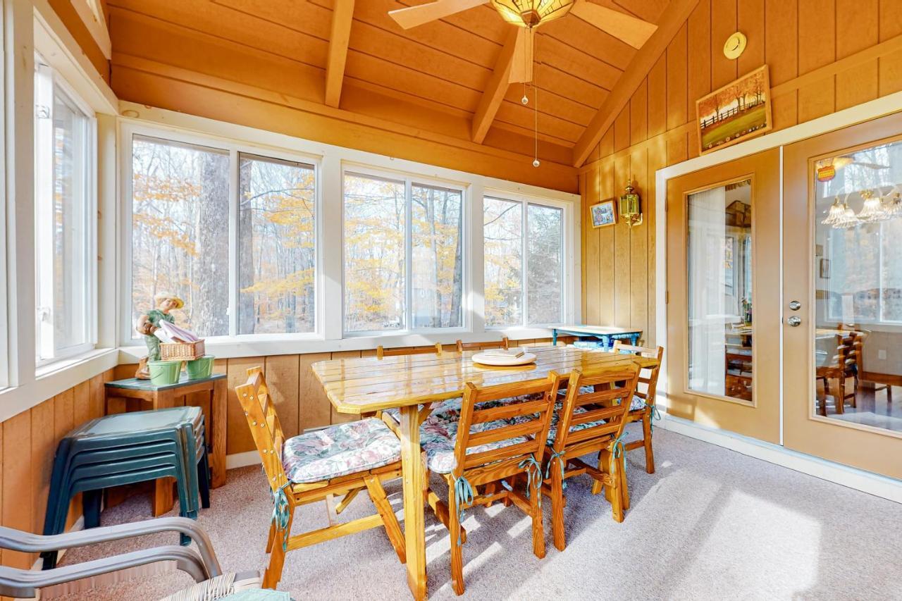 Friendship Lodge Pocono Lake Esterno foto