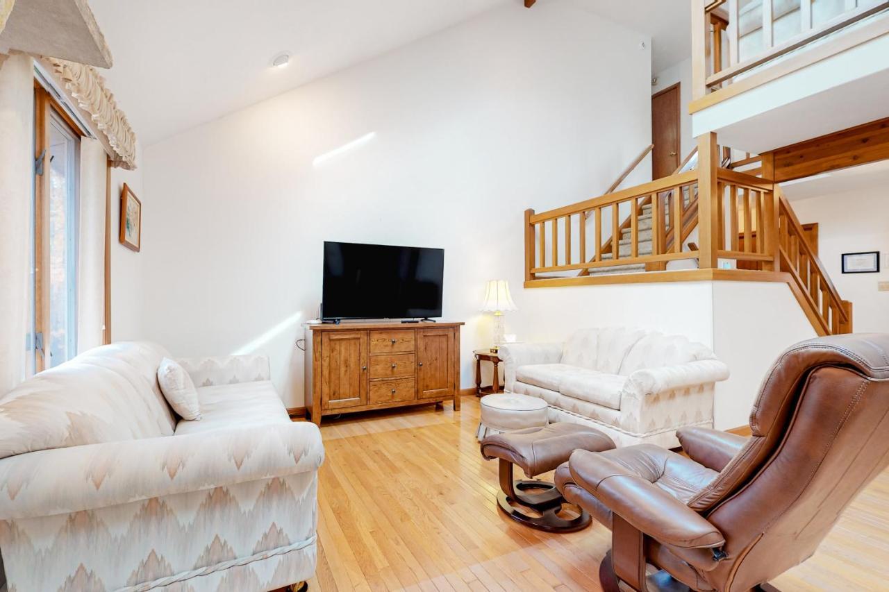 Friendship Lodge Pocono Lake Esterno foto