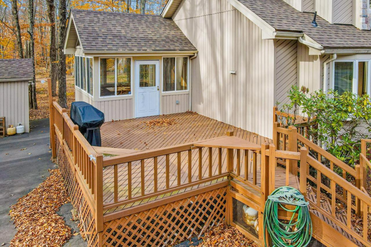 Friendship Lodge Pocono Lake Esterno foto
