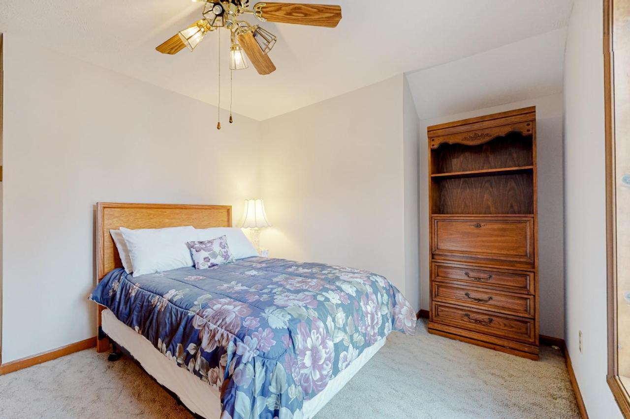 Friendship Lodge Pocono Lake Esterno foto