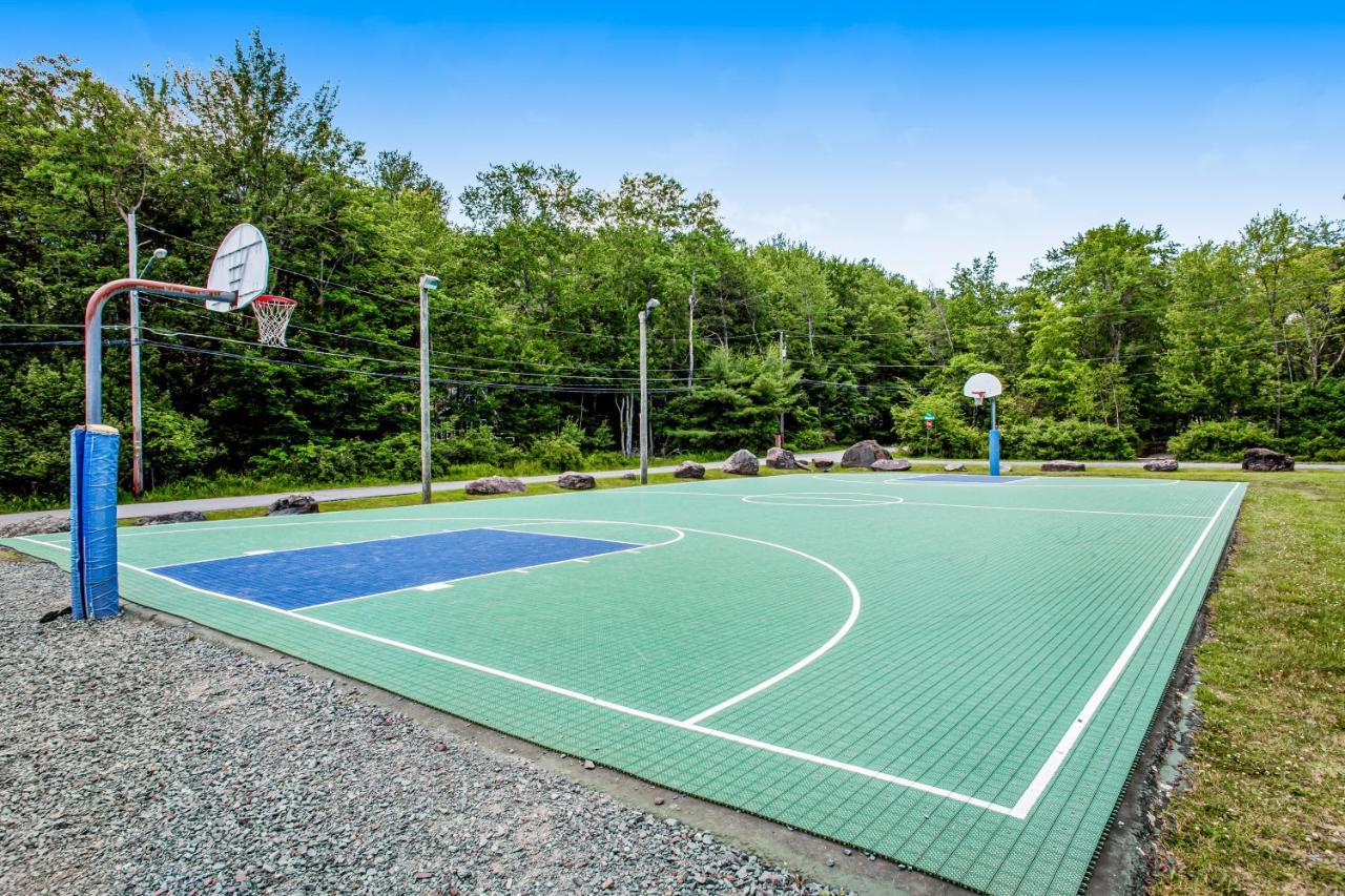 Friendship Lodge Pocono Lake Esterno foto
