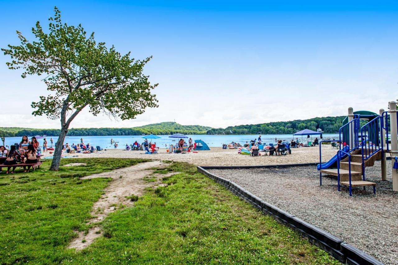 Friendship Lodge Pocono Lake Esterno foto