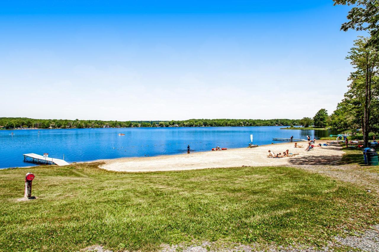 Friendship Lodge Pocono Lake Esterno foto